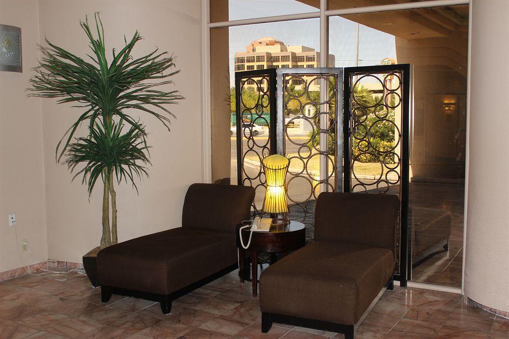 Ramada Las Vegas Exterior photo