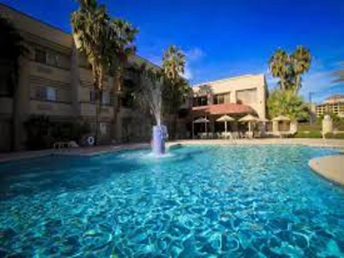 Ramada Las Vegas Exterior photo