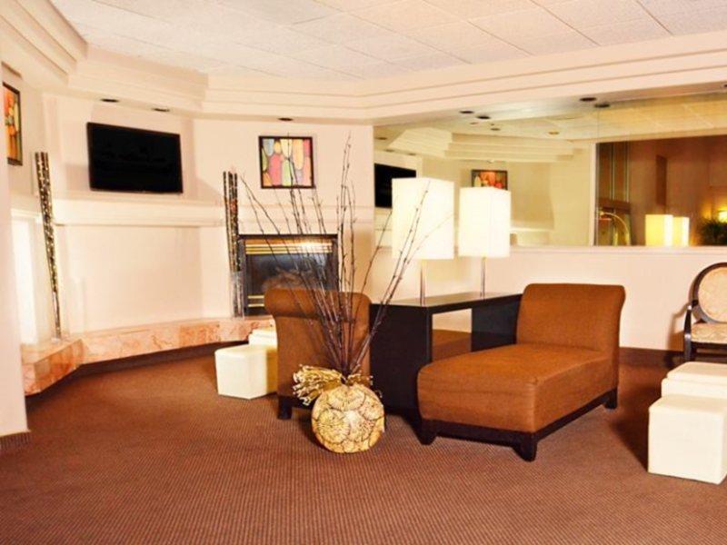 Ramada Las Vegas Exterior photo